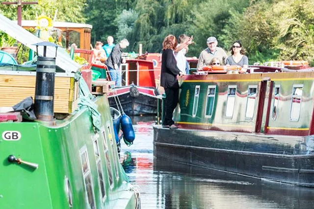Canal Boats Moored at Aldermaston Canal Boats Moored at Aldermaston